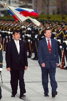 Russia's Ivanov meets Japan's Ishiba